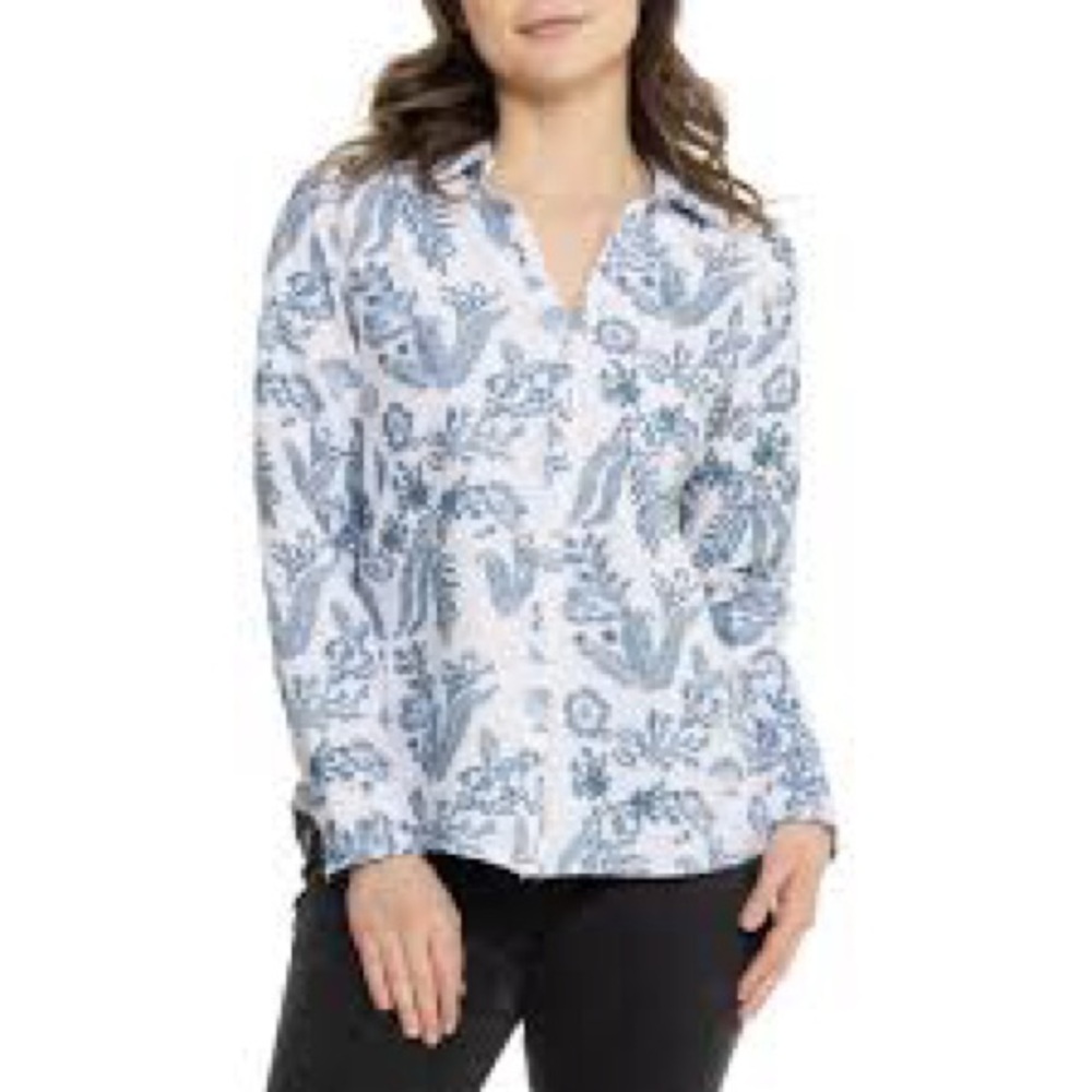 Stunning Embroidered ☀️Blue and White Floral Button-Up Shirt - Linen Blend